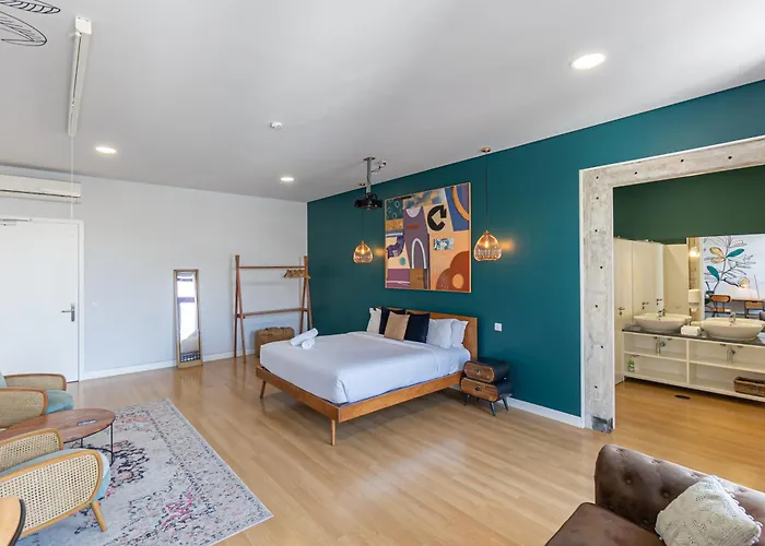 Chic&Basic Tokyo Hoose