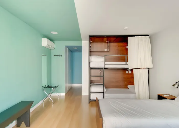 Chic&Basic Tokyo Hoose 3* Πόρτο