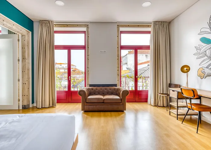 Chic&Basic Tokyo Hoose 3*