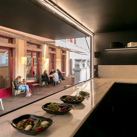 Chic&basic Tokyo Hoose