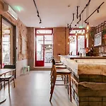 Chic&basic Tokyo Hoose 3* Porto