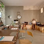 Chic&basic Tokyo Hoose Otel 3*