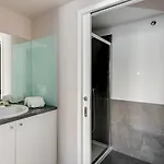 Otel Chic&basic Tokyo Hoose Porto