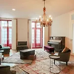 Otel Chic&basic Tokyo Hoose 3*