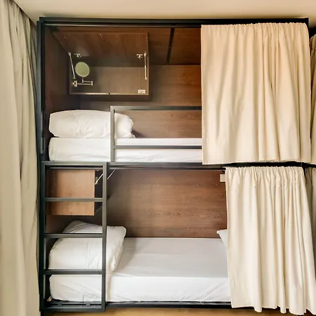 Hotel Chic&basic Tokyo Hoose Oporto