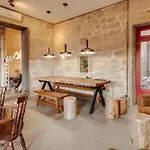 Hotel Chic&Basic Tokyo Hoose