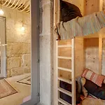 Chic&Basic Tokyo Hoose Hotel 3*