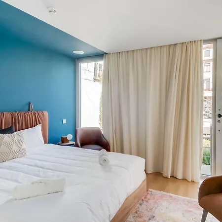 Chic&basic Tokyo Hoose 3* פורטו
