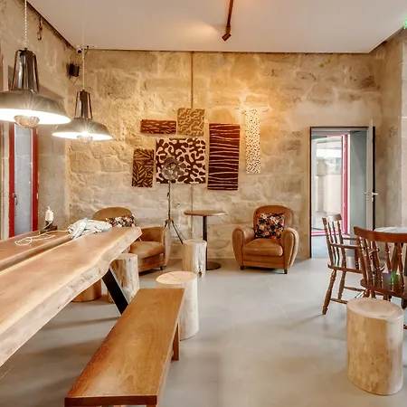 Chic&basic Tokyo Hoose Отель Порту