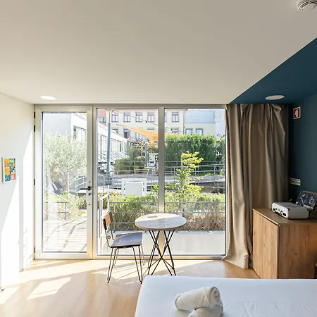 Chic&basic Tokyo Hoose 3*