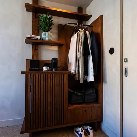 Отель Chic&basic Tokyo Hoose Порту
